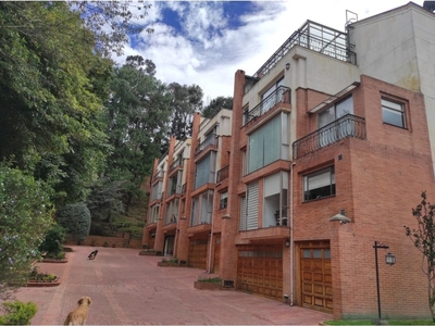 Casa de campo de alto standing de 322 m2 en venta Santafe de Bogotá, Colombia