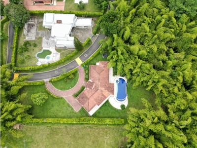Casa de campo de alto standing de 3272 m2 en venta Pereira, Colombia