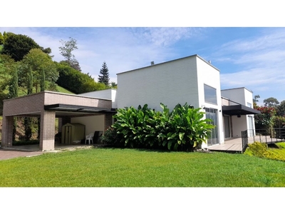 Casa de campo de alto standing de 342 m2 en venta Caldas, Departamento de Antioquia