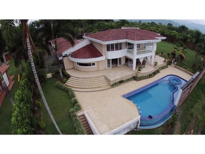 Casa de campo de alto standing de 3875 m2 en venta Pereira, Colombia