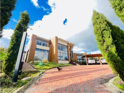 Casa de campo de alto standing de 4026 m2 en venta La Calera, Cundinamarca