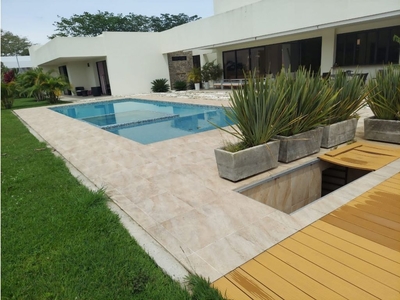 Casa de campo de alto standing de 4267 m2 en venta Pereira, Colombia