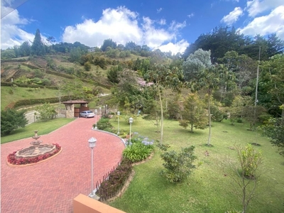 Casa de campo de alto standing de 5 dormitorios en venta Medellín, Departamento de Antioquia