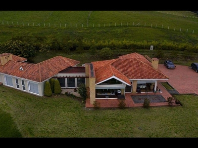 Casa de campo de alto standing de 5 dormitorios en venta Sopó, Cundinamarca