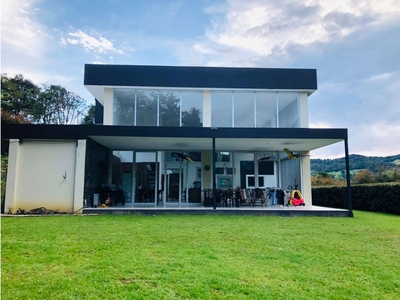 Casa de campo de alto standing de 500 m2 en venta Medellín, Departamento de Antioquia
