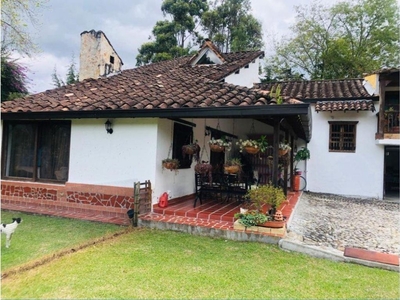 Casa de campo de alto standing de 6170 m2 en venta La Ceja, Departamento de Antioquia