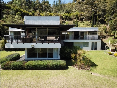 Casa de campo de alto standing de 6400 m2 en venta Rionegro, Departamento de Antioquia