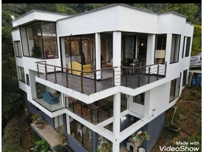 Casa de campo de alto standing de 7 dormitorios en venta Caldas, Colombia