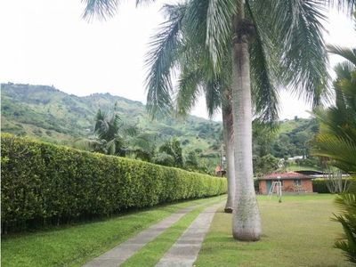 Cortijo de alto standing de 12000 m2 en venta Girardota, Departamento de Antioquia