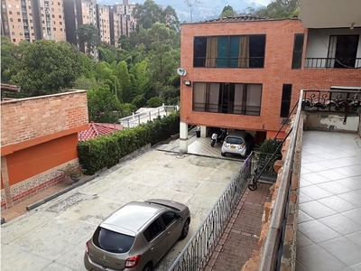 Cortijo de alto standing de 2652 m2 en venta Envigado, Departamento de Antioquia