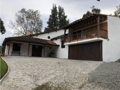 Cortijo de alto standing de 6000 m2 en venta La Ceja, Departamento de Antioquia