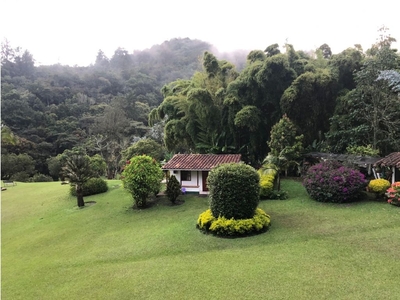 Cortijo de alto standing de 6400 m2 en venta Retiro, Departamento de Antioquia