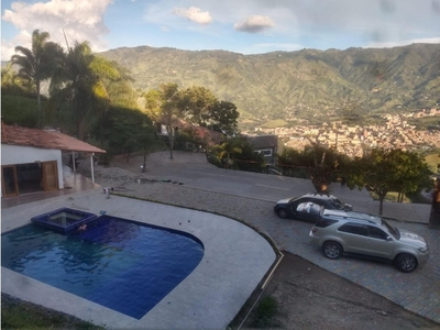 Exclusiva casa de campo en venta Girardota, Departamento de Antioquia