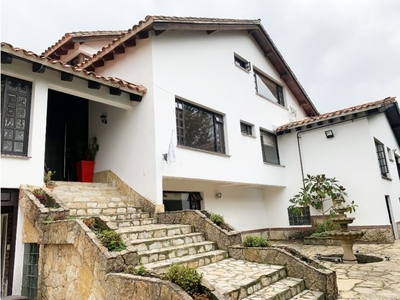 Exclusiva casa de campo en venta La Calera, Cundinamarca