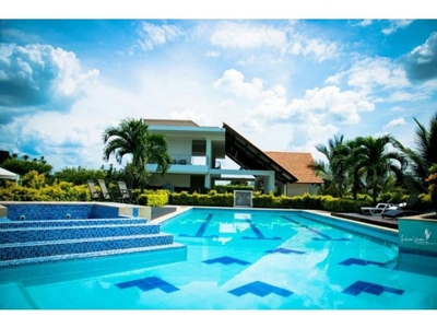 Exclusivo hotel de 9750 m2 en venta Palmira, Departamento del Valle del Cauca