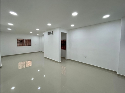 Exclusiva oficina de 340 mq en alquiler - Barranquilla, Colombia