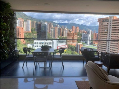 Piso de lujo de 198 m2 en venta en Medellín, Colombia