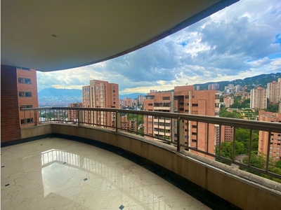 Piso de lujo de 319 m2 en venta en Medellín, Departamento de Antioquia