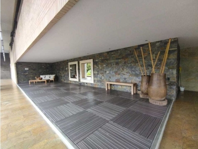 Piso exclusivo de 220 m2 en alquiler en Medellín, Colombia