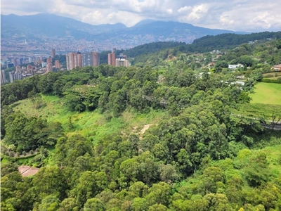 Piso exclusivo de 298 m2 en venta en Medellín, Colombia