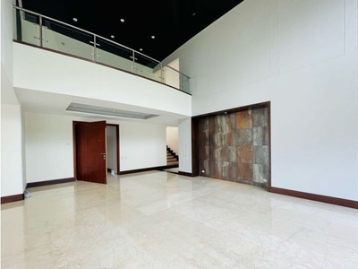 Piso exclusivo de 645 m2 en venta en Medellín, Colombia
