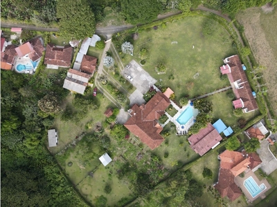 Vivienda de alto standing de 10480 m2 en venta La Tebaida, Quindío Department