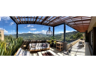 Vivienda de alto standing de 1393 m2 en venta La Calera, Cundinamarca