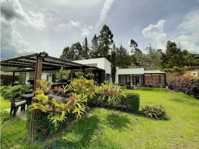 Vivienda de alto standing de 6400 m2 en venta Retiro, Departamento de Antioquia