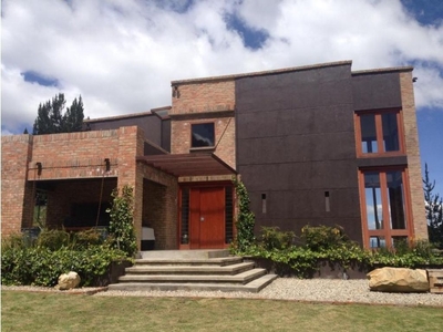 Vivienda de alto standing de 9000 m2 en venta La Calera, Cundinamarca