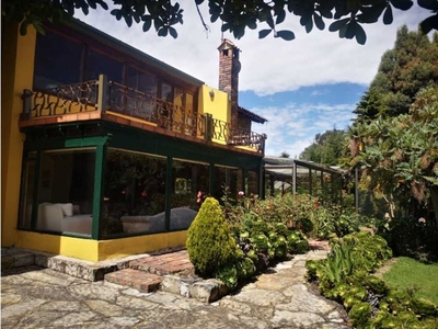 Vivienda de lujo de 10000 m2 en venta Chía, Colombia
