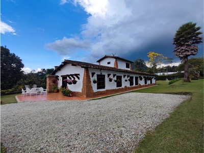 Vivienda de lujo de 11400 m2 en venta Rionegro, Colombia