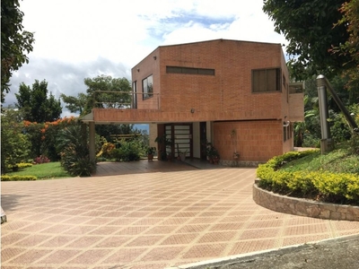 Vivienda de lujo de 1800 m2 en venta Envigado, Colombia