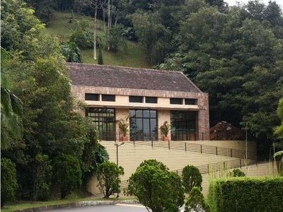 Vivienda de lujo de 2910 m2 en venta Medellín, Departamento de Antioquia