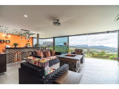 Vivienda de lujo de 6400 m2 en venta Envigado, Departamento de Antioquia