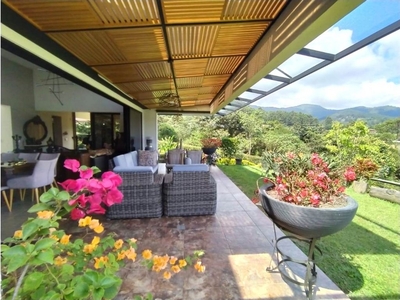 Vivienda exclusiva de 2000 m2 en venta Envigado, Departamento de Antioquia