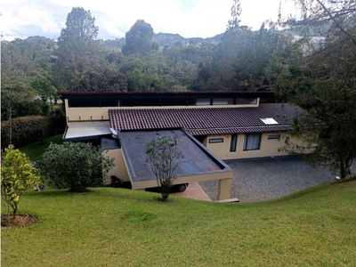 Vivienda exclusiva de 3000 m2 en venta Envigado, Departamento de Antioquia