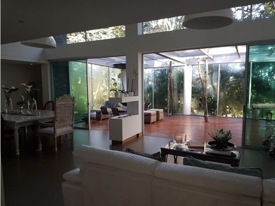 Vivienda exclusiva de 4500 m2 en venta Envigado, Colombia
