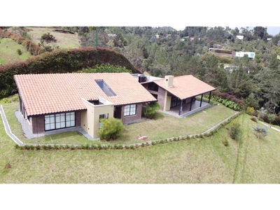 Vivienda exclusiva de 5281 m2 en venta Envigado, Colombia
