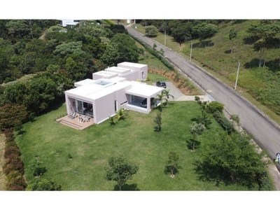 Vivienda exclusiva de 6000 m2 en venta Cali, Colombia