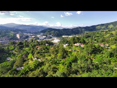 Vivienda exclusiva de 6830 m2 en venta La Estrella, Colombia