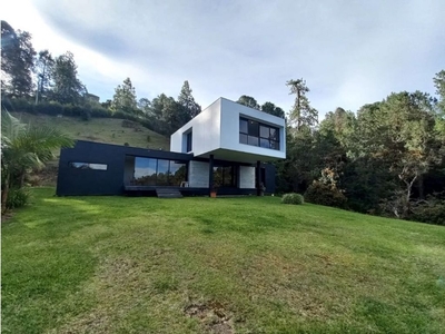 Vivienda exclusiva de 7500 m2 en venta Retiro, Departamento de Antioquia