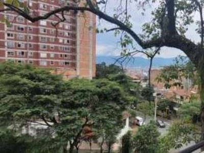Apartaestudio En Arriendo En Medellín Villa Hermosa. Cod 1100