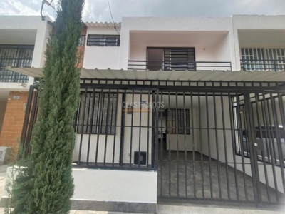 Alquiler Casas en Palmira - 3 habitacion(es)