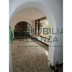 Casa En Arriendo En Bucaramanga. Cod A10627