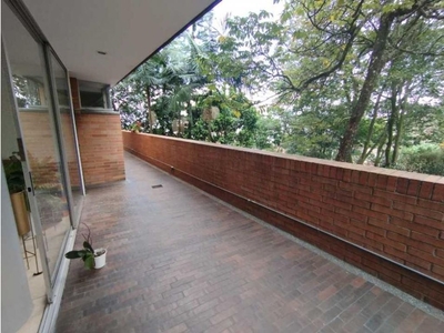 Piso de alto standing de 180 m2 en alquiler en Medellín, Departamento de Antioquia