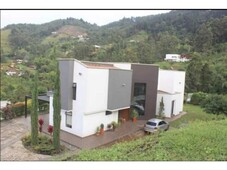 Casa de campo de alto standing de 3198 m2 en venta Caldas, Colombia