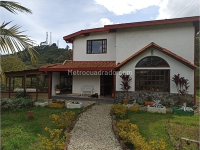 Casa en Venta, Santa Elena