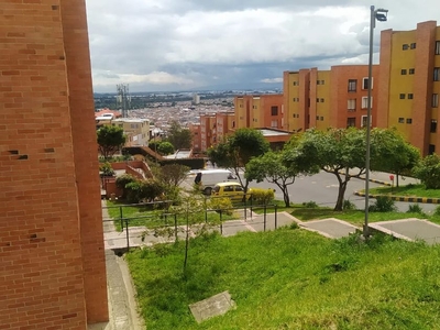 Apartamento en venta Calle 128d #86b-14, Bogotá, Colombia