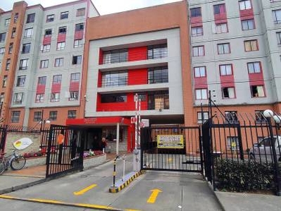 Apartamento en venta en Fontibón, Bogotá, Cundinamarca | 72 m2 terreno y 72 m2 construcción