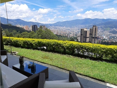 Vivienda exclusiva de 1637 m2 en venta Medellín, Departamento de Antioquia